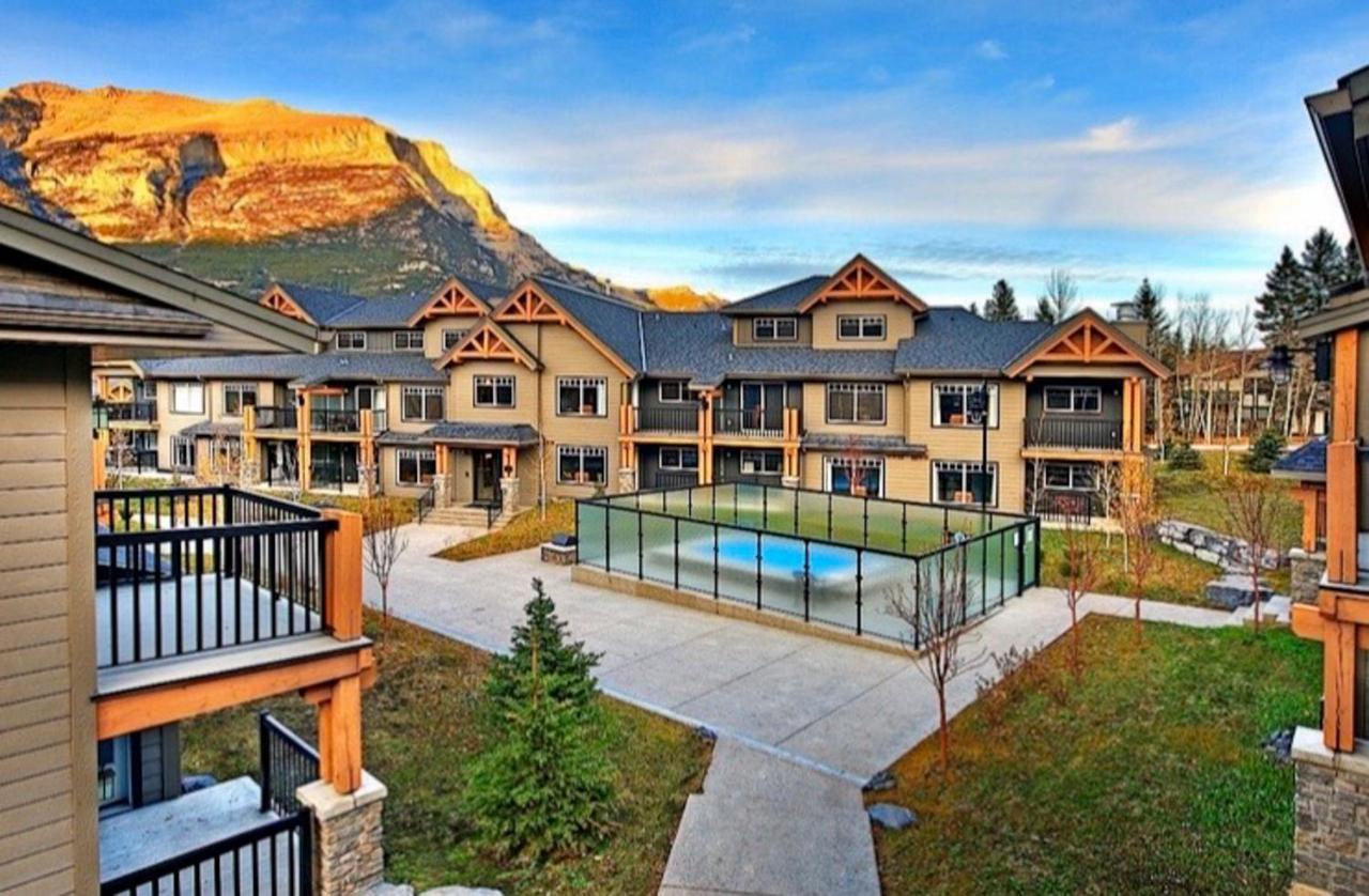 Copperstone Resort - Mountain View 2 Bedroom Condo Canmore Exterior foto